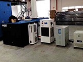 激光切割机使用稳压器中注意事项